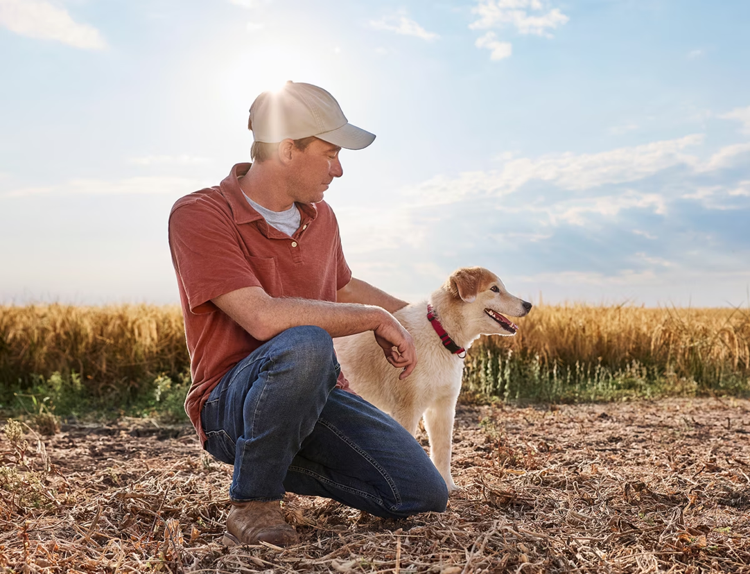 sustainability-farmer-image.png